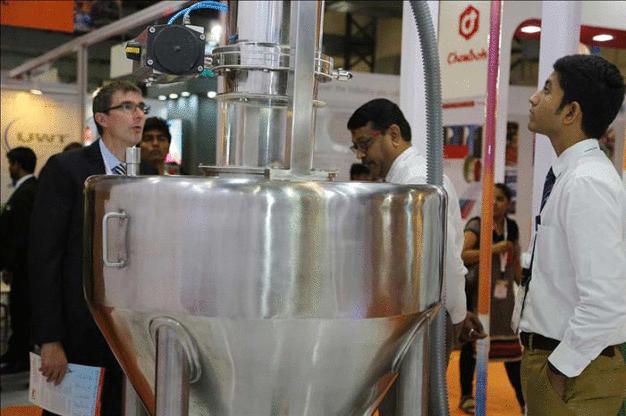 Messen der POWTECH World in Indien (Bild) und China  / POWTECH World trade fairs in India (picture) and China 