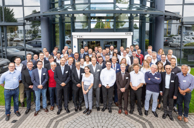 Rund 70 Teilnehmer treffen sich zum diesjährigen EHEDG Deutschland Jahrestreffen bei SMC Deutschland in Egelsbach. (Foto: SMC Deutschland GmbH)
