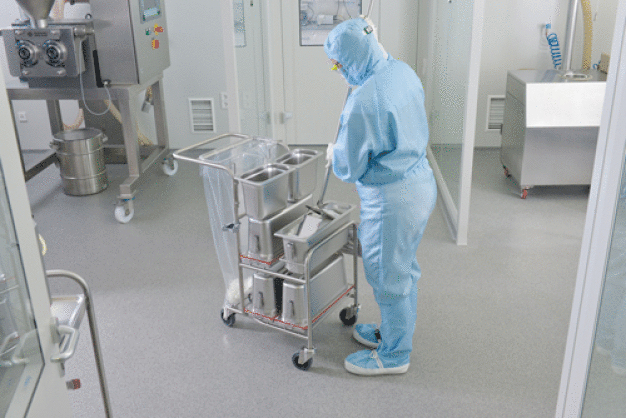 EasyMop GMP-Box: Das GMP-konforme und komplett auf Basis der Hygienic-Design-Empfehlungen entwickelte System ist speziell für Bereiche, in denen keine offenen Flüssigkeiten, eine möglichst geringe Partikelemission und eine hohe Validierbarkeit gefordert sind. Das System muss geschult werden, eine Fehlbedienung ist dann aber ausgeschlossen.