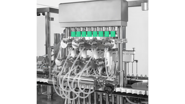 Kombifüllstationen bieten höchste Flexibilität und machen Produktionslinien jederzeit anpassbar. / Combi filling stations offer maximum flexibility and make production lines adaptable at any time. Kombifüllstationen bieten höchste Flexibilität und machen Produktionslinien jederzeit anpassbar. / Combi filling stations offer maximum flexibility and make production lines adaptable at any time.