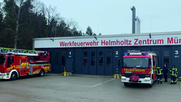 24-Stunden-Bereitschaft: Mit 19 Kräften unterstützt Piepenbrock die Werkfeuerwehr von Helmholtz Munich. (Bild: Piepenbrock Unternehmensgruppe GmbH + Co. KG)