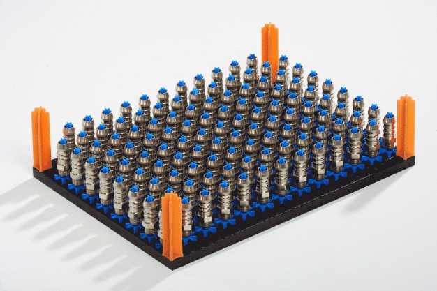 Mit einem Rastermaß von nur 9,5 x 9,5 Millimetern ergeben sich unzählige Varianten – dies macht das Techtray-System äußerst flexibel für alle denkbaren Anwendungen.