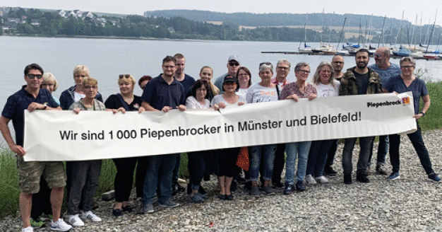 Freude über 1 000 Piepenbrocker in Münster und Bielefeld beim Teamevent am Möhnesee. (Bild: Piepenbrock Unternehmensgruppe GmbH + Co. KG) Freude über 1 000 Piepenbrocker in Münster und Bielefeld beim Teamevent am Möhnesee. (Bild: Piepenbrock Unternehmensgruppe GmbH + Co. KG)