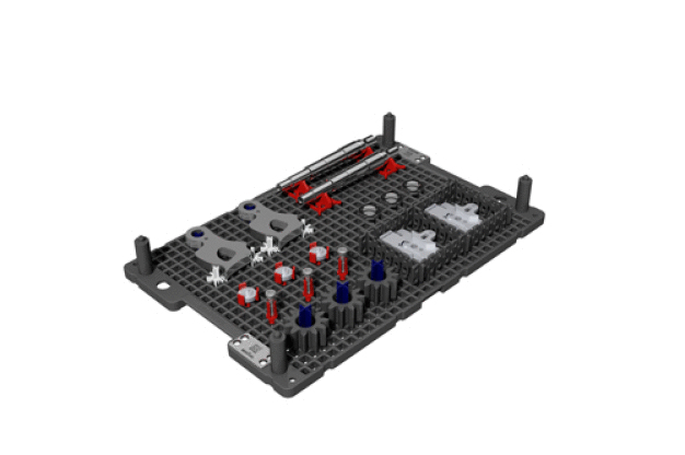 Kunststoffwarenträgersystem „TechTray“ bestückt mit beispielhaften Referenzbauteilen.