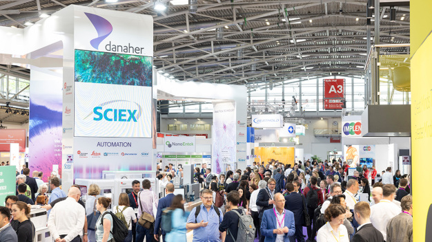 Rund 34.000 Besucher aus 117 Ländern kamen zur analytica 2024. / About 34,000 visitors from 117 countries came to analytica 2024. 