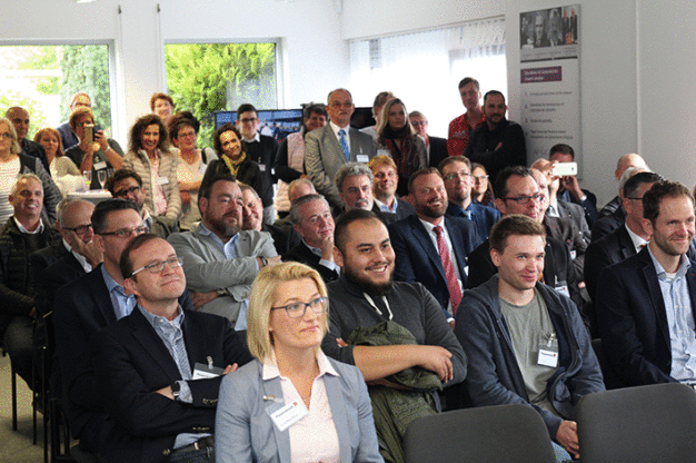 Kunden, Geschäftspartner und Mitarbeiter feierten bei einer Festveranstaltung gemeinsam das 40. Jubiläum der Piepenbrock Niederlassung Dortmund.