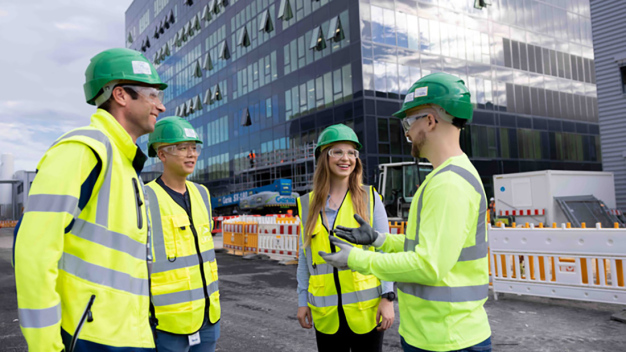 Am Teva-Standort Ulm entsteht eine hochmoderne Anlage zur Produktion neuartiger biotechnologischer Medikamente. Mit dem Ende der Bauphase wurde nun ein wichtiger Meilenstein erreicht. (Quelle: Teva Deutschland) 