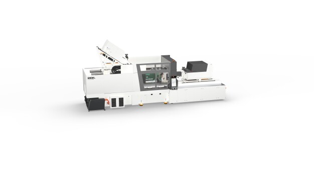 Effiziente, reinraumtaugliche Fertigung auf kleinem Raum: Vollautomatische Produktion von Zellkulturplatten und Deckeln bei 11 Sekunden Zykluszeit mit der ENGEL e-motion 280 combi MW. (Bild: Engel) / Efficient, cleanroom-compatible production in a compact footprint: Fully automated manufacturing of well plates and lids with an 11-second cycle time on the ENGEL e-motion 280 combi MW. (Image: Engel)