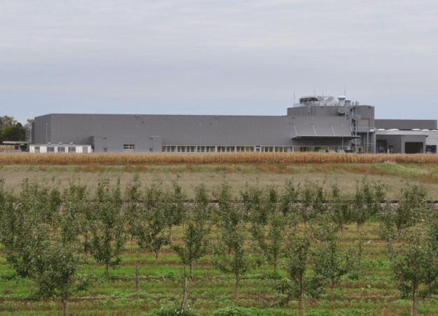Ansicht des neuen Produktionsgebäudes der Braunform GmbH in Endingen am Kaiserstuhl.