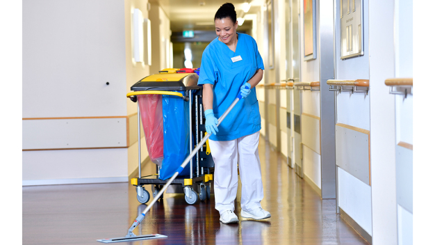 Die Reinigung und Desinfektion spielt in Kliniken eine wichtige Rolle. Quelle: Klinikverbund Südwest. © Fraunhofer IPA
