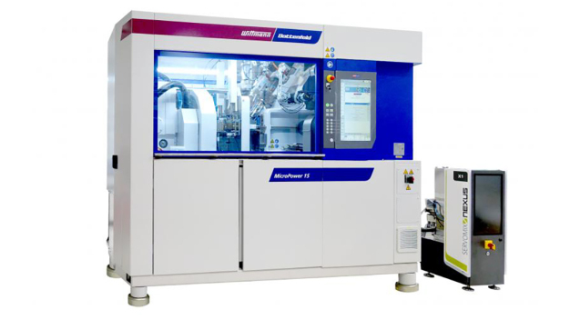 MicroPower 15/10H/10H „Combimould“ mit LSR-Dosierpumpe (Bild: Wittmann Battenfeld) / MicroPower 15/10H/10H „Combimould“ with LSR dosing pump (Photo: Wittmann Battenfeld)