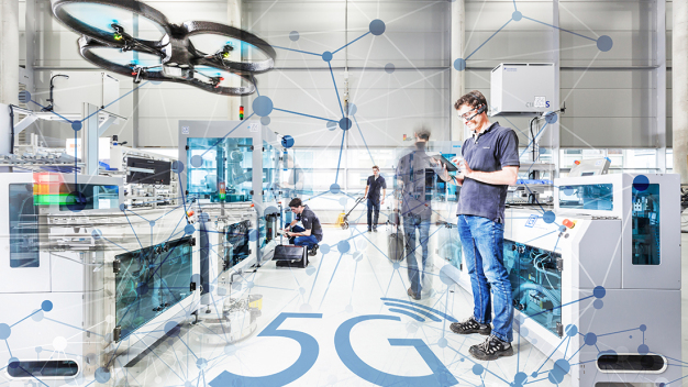 Beim Open Lab Day des Transferzentrums 5G4KMU am 14. Juli zeigen Forscherinnen und Forscher
Demonstratoren für 5G-Anwendungen. (Quelle: Universität Stuttgart IFF/Fraunhofer IPA, Foto: Rainer Bez)