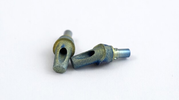 Abutments zur Verbindung von Zahnimplantat und Zahnprothese. © Fraunhofer IPA/Foto: Hajo Groneberg