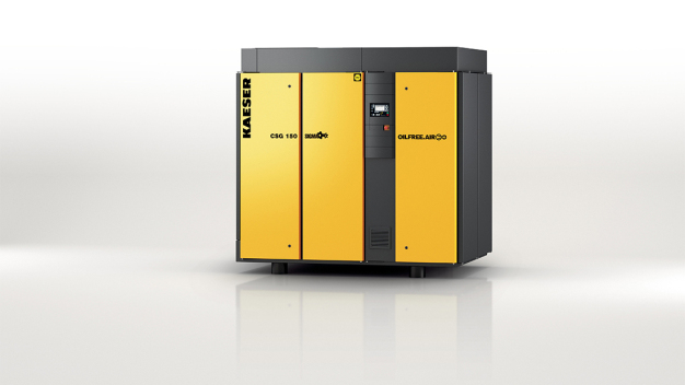 The CSG series (right, with integrated rotary dryer i.HOC) reliably and efficiently supplies compressed air for oil-free applications. (Copyright: KAESER KOMPRESSOREN SE)