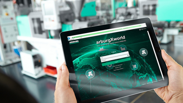 Das international verfügbare Kundenportal arburgXworld wird kontinuierlich um neue Apps und Funktionen ergänzt. (Foto: ARBURG) / The internationally available arburgXworld customer portal is continuously expanded with new apps and functions. (Photo: ARBURG)