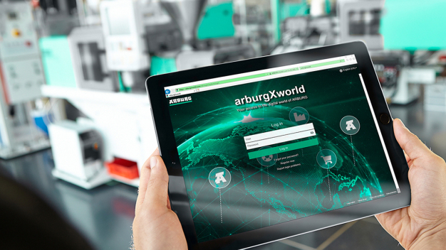 Das international verfügbare Kundenportal arburgXworld wird kontinuierlich um neue Apps und Funktionen ergänzt. (Foto: ARBURG) / The internationally available arburgXworld customer portal is continuously expanded with new apps and functions. (Photo: ARBURG)