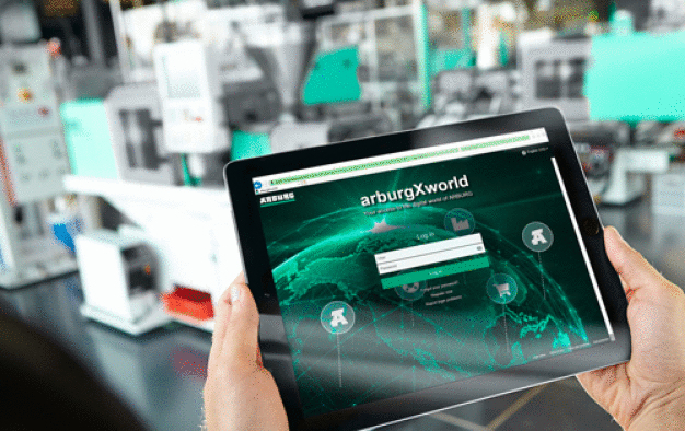 Das Kundenportal „arburgXworld“ ist zur Moldplas 2019 auch in Portugiesisch und Spanisch verfügbar und umfasst zahlreiche neue Apps und Funktionen. (Foto: Arburg) / The 