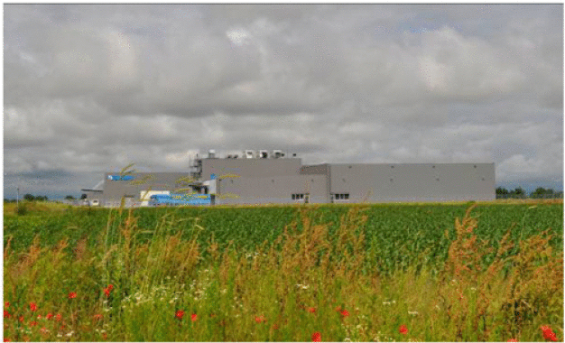 Da die Produktionsgebäude am Hauptsitz in Bahlingen zu klein geworden waren, baute die Braunform GmbH in der Nachbarstadt Endingen einen neuen Standort mit zwei Reinräumen für die Kunststoff- und Pharmaproduktion. (Quelle: Braunform GmbH)