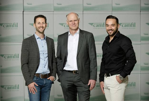 Gemeinsam mit Carsten Groth starteten drei weitere neue Kollegen im Vertrieb Außendienst.
(v.l.n.r. Adis Odobasic, Carsten Groth, Bekim Shabani und Andreas Klose  - nicht im Bild). (Bild: Camfil)