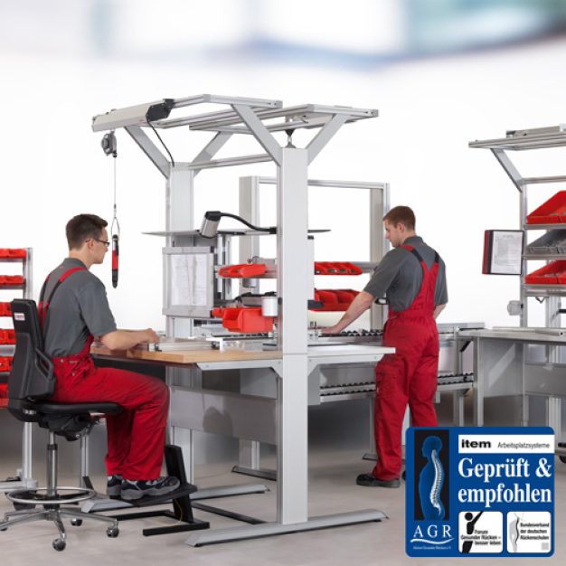 Ausgezeichnet: AGR-Siegel für die item Arbeitsplatzsysteme. / Prestigious recognition: the AGR seal for the item Work Bench System.