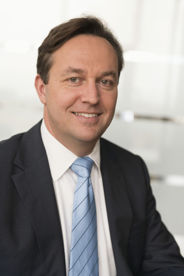 Dr. Christian Walti, Leiter des Bosch Packaging Technology Standortes in Beringen, Schweiz: „Die von uns entwickelten Anlagen ergänzen ideal das Maschinenportfolio von Bosch Packaging Technology.“ (Foto: Bosch) / Dr Christian Walti, general manager at the Bosch Packaging Technology site in Beringen, Switzerland: “Our new machines ideally complement the portfolio of Bosch Packaging Technology“. (Picture: Bosch) Dr. Christian Walti, Leiter des Bosch Packaging Technology Standortes in Beringen, Schweiz: „Die von uns entwickelten Anlagen ergänzen ideal das Maschinenportfolio von Bosch Packaging Technology.“ (Foto: Bosch) / Dr Christian Walti, general manager at the Bosch Packaging Technology site in Beringen, Switzerland: “Our new machines ideally complement the portfolio of Bosch Packaging Technology“. (Picture: Bosch)