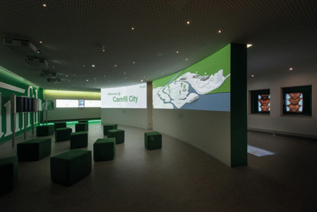 Im Camfil Experience Center erleben Besucher die digitale Welt der Luftfiltration. (Bild: Camfil)