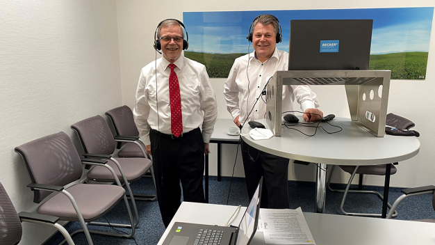Abb. 3: „Netzwerkgründer Paul Jochem und Dirk Steil online beim ersten CleanRoomNet Tuesday am 23. Februar 2021“ Abb. 3: „Netzwerkgründer Paul Jochem und Dirk Steil online beim ersten CleanRoomNet Tuesday am 23. Februar 2021“