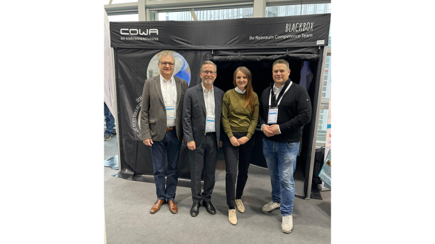Das COWA-Team v.l.n.r.: Aleksandar Jotov – Vertrieb; Christian Conrady – technischer Leiter; Milena Stitzenberger – Personalentwicklung und Schulung; Joachim Schupp – Leiter Competence Center Reinraum. © CONRADYGRUPPE Verwaltungs GmbH, Gottmadingen Das COWA-Team v.l.n.r.: Aleksandar Jotov – Vertrieb; Christian Conrady – technischer Leiter; Milena Stitzenberger – Personalentwicklung und Schulung; Joachim Schupp – Leiter Competence Center Reinraum. © CONRADYGRUPPE Verwaltungs GmbH, Gottmadingen