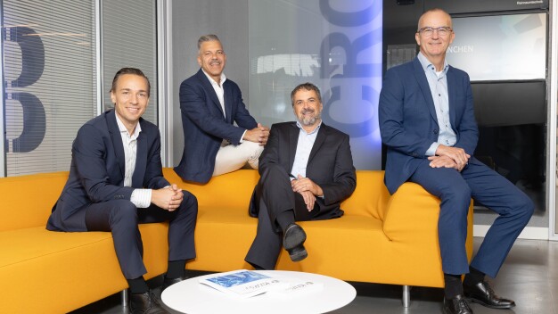 CRC baut seine Führungsebene weiter aus und stellt die Weichen für internationales Wachstum. Das Managementteam (v. l. n. r.): Benjamin Steimle, Markus Scheibenzuber, Hermann Spinner und Timo Porta. © CRC Clean Room Consulting GmbH