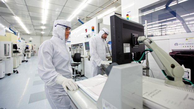 Hochspezialisierte Reinraumumgebung bei imec in Leuven, Belgien © imec / A look inside imec’s cleanroom in Leuven, Belgium © imec 