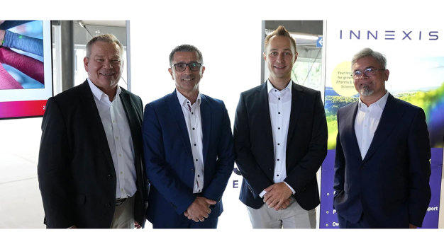 Da sinistra, dall'alto: Dr. Thomas Spies (Sindaco della città universitaria di Marburgo), Dr. Martin Egger (CEO del Gruppo Innexis), Markus Stertmann (Innexis Marburgo), Sasha Savic (CEO di E25 Power)