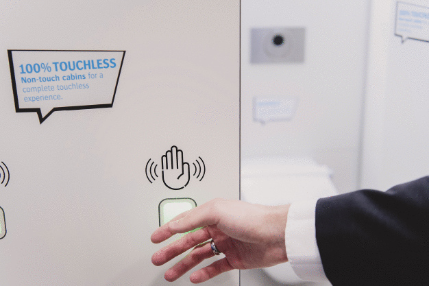 CWS Hygiene Experience Lab: Berührungslose Kabinen / CWS hygiene experience lab: touchless cabins