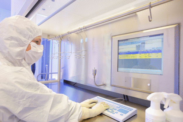 Digitalisierung im Reinraum, zur Verfügung gestellt durch Becker Reinraumtechnik.