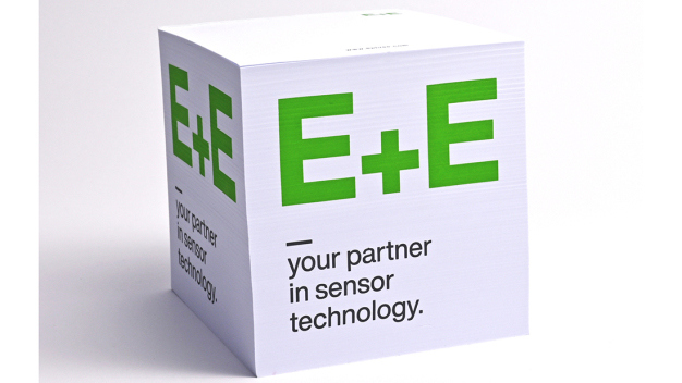 Das bekannte „E+E“ sowie das Markenversprechen „your partner in sensor technology“ stehen auch beim neuen Look im Fokus. (Foto: E+E Elektronik Ges.m.b.H.) / The well-known 