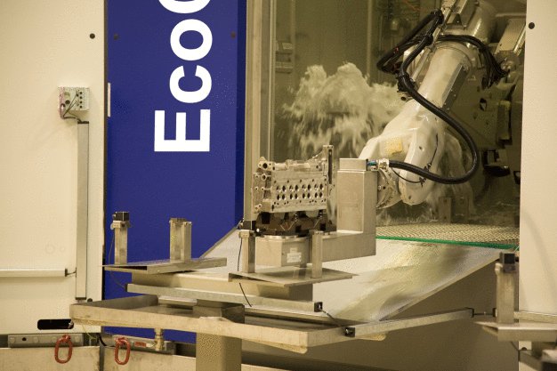 Durch Energieeffizienzmaßnahmen konnte der Strom- und Wasserverbrauch einer seit mehreren Jahren betriebenen Roboterzelle EcoCFlex Classic um rund 30 Prozent verringert werden. (Foto: Ecoclean)