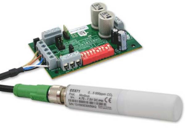 Modularer CO2 Transmitter EE870 mit austauschbarem Fühler EE871. (Foto: E+E Elektronik Ges.m.b.H.) / Modular CO2 transmitter EE870 with interchangeable probe EE871. (Photo: E+E Elektronik GmbH)