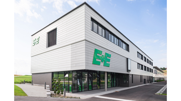 E+E Elektronik betreibt an seinem Firmensitz in Engerwitzdorf/Österreich ein gemäß EN ISO/IEC 17025 akkreditiertes Kalibrierlabor. (Foto: E+E Elektronik Ges.m.b.H.) / E+E Elektronik operates an EN ISO/IEC 17025 accredited calibration laboratory at its headquarters in Engerwitzdorf, Austria. (Photo: E+E Elektronik Ges.m.b.H.)