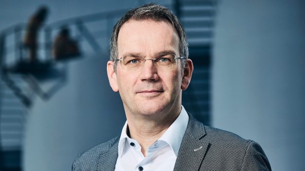 Dr. Peter Selders, Geschäftsführer von Endress+Hauser Level+Pressure, ist ab 2024 CEO der Endress+Hauser Gruppe. / Dr Peter Selders, managing director of Endress+Hauser Level+Pressure, will be CEO of the Endress+Hauser Group as of 2024.