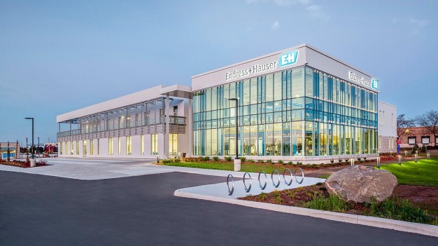 Das neue Kunden- und Schulungszentrum von Endress+Hauser im kanadischen Burlington/Ontario ist eines der „grünsten“ Gebäude im Land. ©Endress+Hauser / The new Customer Experience Center at Endress+Hauser in Burlington, Canada (Ontario) is one of the “greenest” structures in the country. ©Endress+Hauser