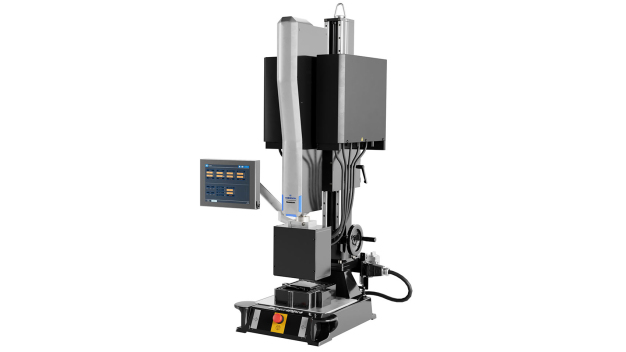Die Branson™ GLX-1 Laserschweißmaschine von Emerson revolutioniert den Zusammenbau kleiner Kunststoffteile mit komplizierten Designs. Diese Automatisierungslösung gewährleistet sauberes, vibrationsfreies Schweißen zur Unterstützung des Kreislauf-Produktrecyclings.