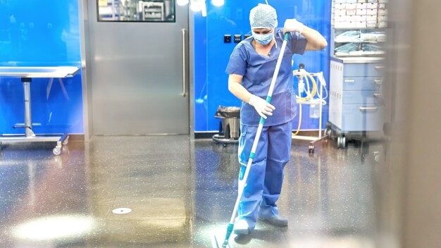 Spitalreinigung (Bild: Enzler Hygiene AG)