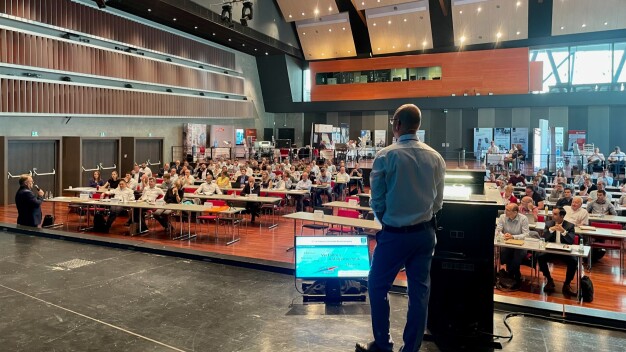 Die zweitägige Fachtagung bietet mit 25 Vorträgen sowie einer Interaktiv-Session viel Wissen, Knowhow und Lösungsansätze zur Optimierung und Neuauslegung von Reinigungsprozessen. (Bildquelle: fairXperts GmbH & Co. KG)