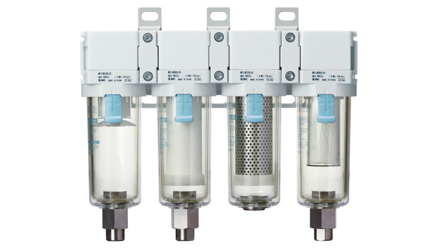 Die modularen Filter der Serie HF2-BF# (hier in vollständiger Kombination HF2-BF/A/B/C/D) aus antibakteriellen, Geruchs- und Bakterienfilter überzeugen u.a. mit hoher Filter- und Durchflussleistung sowie einer flexiblen Montage dank verschiedener Anschlussgrößen. (Foto: SMC Deutschland GmbH)