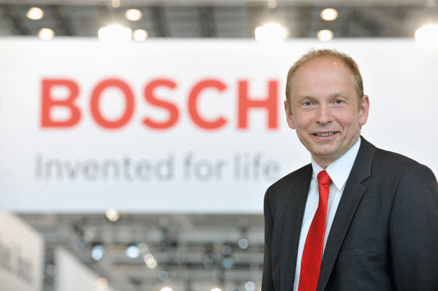 Dr. Stefan König: Dr. Stefan König, Vorsitzender der Geschäftsführung der Robert Bosch Packaging Technology GmbH (Foto: Bosch) / Dr. Stefan König: Dr. Stefan König, Chairman of the managing board of Robert Bosch Packaging Technology GmbH (Picture: Bosch)