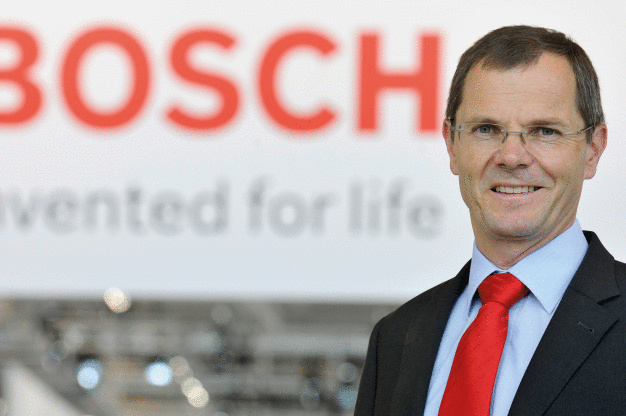 Klaus Albeck: Klaus Albeck (57) ist seit Juni 2009 Mitglied des Bereichsvorstands bei Bosch Packaging Technology. Er ist verantwortlich für kaufmännische Aufgaben und IT-Koordination. (Bild: Bosch) / Klaus Albeck: Klaus Albeck (57) has been a member of the executive management of Bosch Packaging Technology since June 2009. In that capacity, he is responsible for finance and administration as well as IT coordination. (Picture: Bosch)