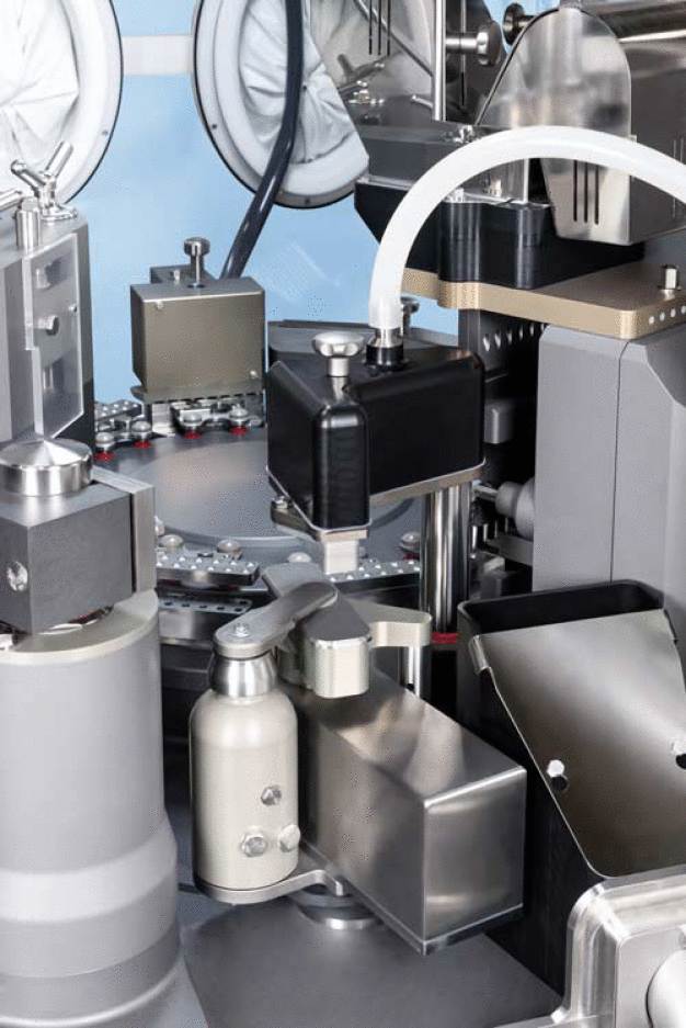 Bosch GKF 2600 erstmals mit integrierter Wiegestation: Das integrierte „Net Weight Detection System“ (NWDS) sorgt im Falle abweichender Füllmengen für automatische Korrekturen bei Mikrodosierung und Pelletfüllung. (Foto: Bosch) / Premiere: Bosch GKF 2600 with integrated weighing station: The integrated Net Weight Detection System (NWDS) automatically corrects deviations in the filling volume for micro dosing and pellet filling. (Picture: Bosch) Bosch GKF 2600 erstmals mit integrierter Wiegestation: Das integrierte „Net Weight Detection System“ (NWDS) sorgt im Falle abweichender Füllmengen für automatische Korrekturen bei Mikrodosierung und Pelletfüllung. (Foto: Bosch) / Premiere: Bosch GKF 2600 with integrated weighing station: The integrated Net Weight Detection System (NWDS) automatically corrects deviations in the filling volume for micro dosing and pellet filling. (Picture: Bosch)