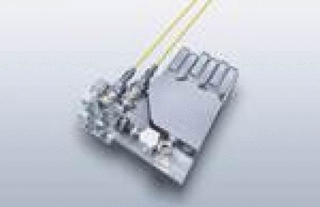 Optikaufbau in einem TruDiode 6006 Diodendirektlaser, der mit einem besonders hohen Wirkungsgrad überzeugt. / Optical arrangement in a TruDiode 6006 direct diode laser, which has impressively high efficiency.  