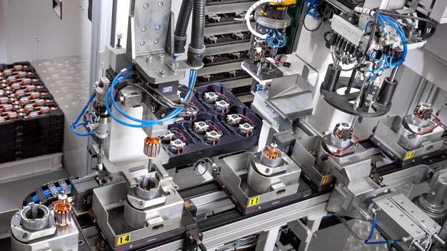 The IntElect’s unique mould safety system helps to ensure mechanical mould elements, for example pins, are protected from damage.