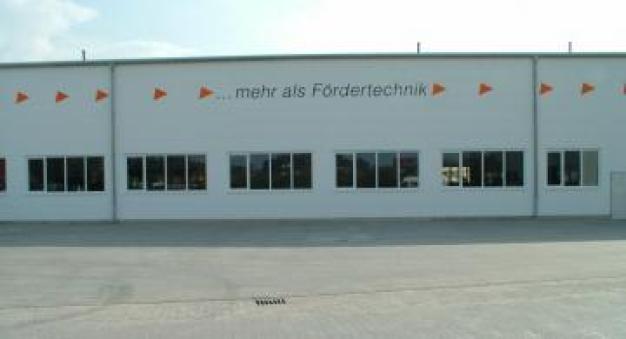 Hallenneubau für die saubere und staubfreie Montage von anspruchsvollen Förderanlagen