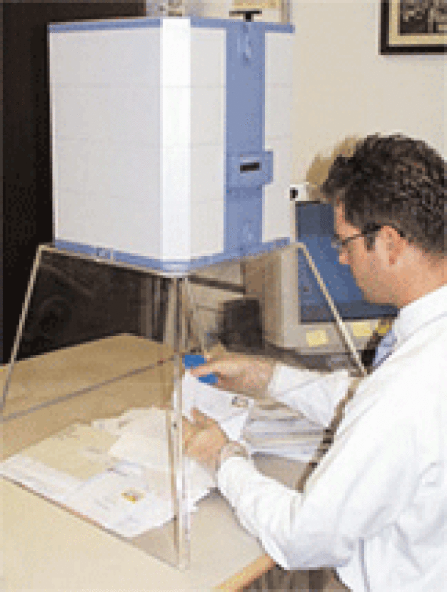 IQAir CleanZone H13 - Tisch-Filtersystem